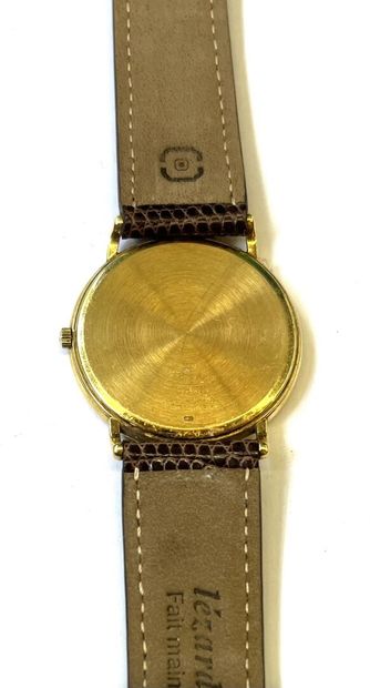 BAUME & MERCIER - Genève
Montre à boitier...