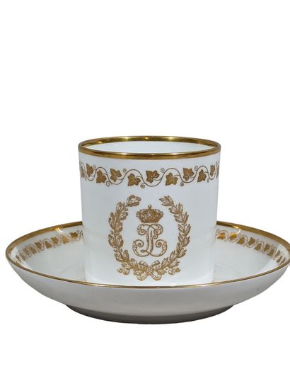 MANUFACTURE ROYALE DE SEVRES Service des...