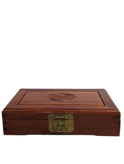 COFFRET à bijoux en bois à décor du symbole...