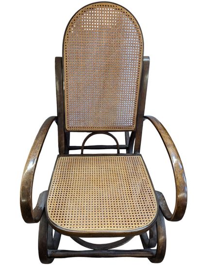 Paire de rocking chair en bois thermocourbé...