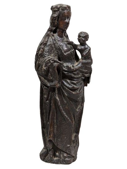 Vierge à l'Enfant en chêne sculpté
Époque...
