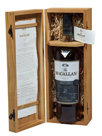 1 bouteille de THE MACALLAN Triple cask matured...