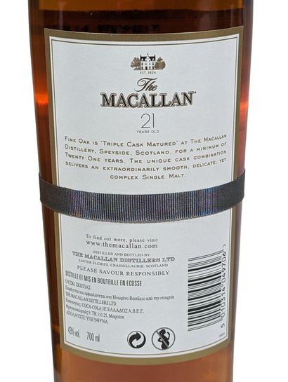 1 bouteille de THE MACALLAN Triple cask matured...