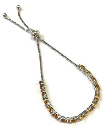 Bracelet en argent 925/oo orné de citrines...
