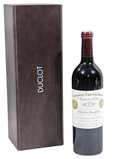 1 bouteille de CHATEAU CHEVAL BLANC 2003
En...