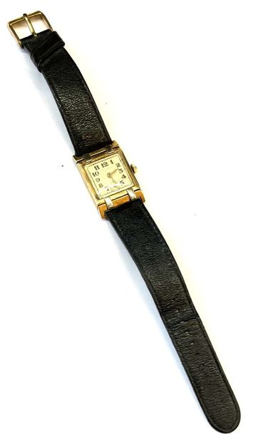 MONTRE de dame à boitier en or rose 18k (750/°°)...