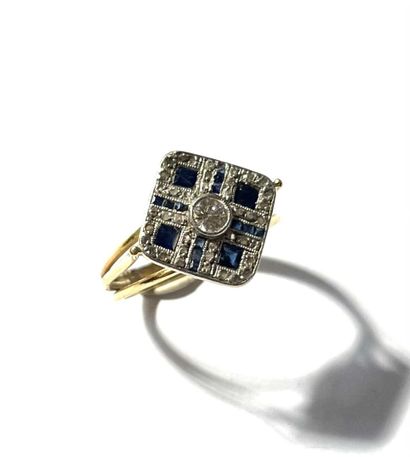 Bague en or jaune 18k (750/1000e) sertie...