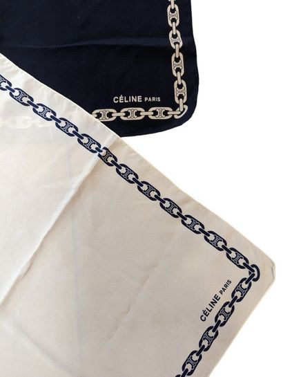CHANEL ET CELINE
Réunion de trois petits...