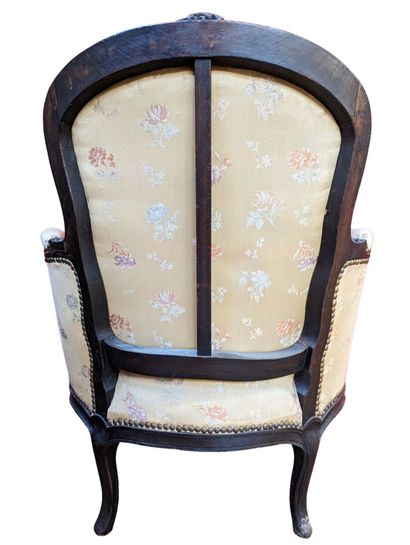 BERGERE en bois teinté à dossier cabriolet...