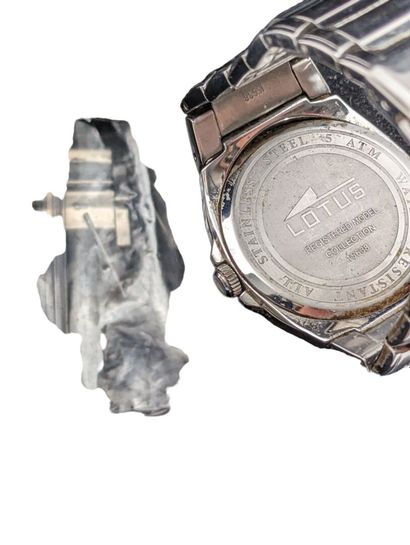 LOTUS, ref.15638
Montre bracelet en acier...