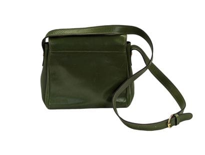 LANCEL 
Sac bandoulière en cuir lisse vert...