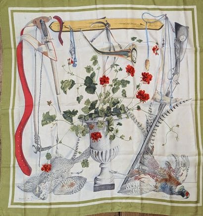 HERMES Paris
Carré en twill de soie modèle...