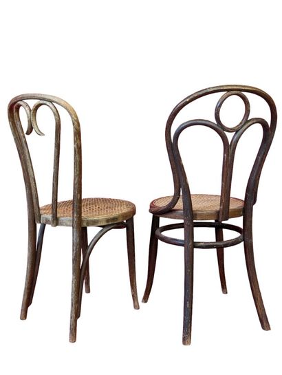THONET (dans le goût de)
Réunion de deux...