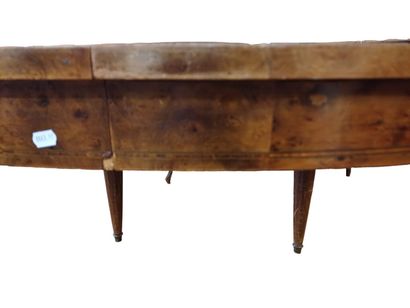 Table ronde en placage de bois de loupe et...