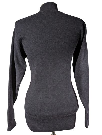 EMMANUELLE KHANH
Pull en laine noir à col...