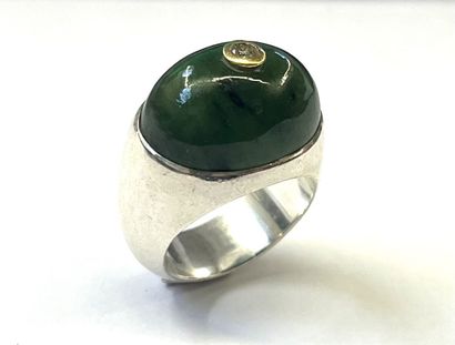 BAGUE en argent 925/°° sertie en dôme d'un...