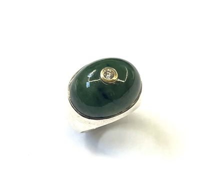 BAGUE en argent 925/°° sertie en dôme d'un...