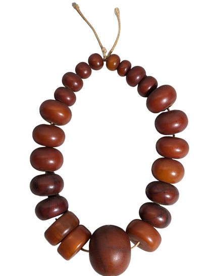 PEULH OU BERBERE
COLLIER DE MARIAGE en perles...