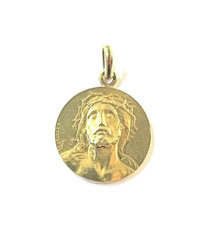 MEDAILLE de baptême en or jaune 18K (750/°°)...