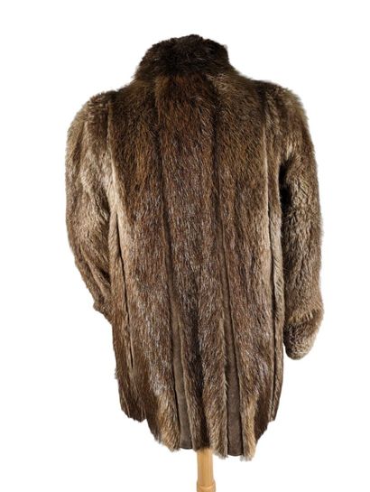 ROTTENBERG Paris
Veste en marmotte brun nuancé.
Taille...