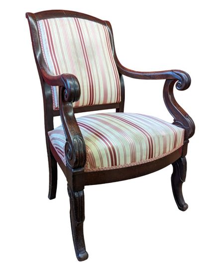 Fauteuil en acajou et placage d'acajou à...