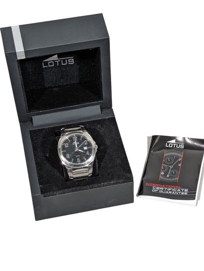 LOTUS, ref.15638
Montre bracelet en acier...