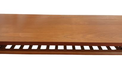 NILS JONSSON pour HUGO TROEDS
Longue table...