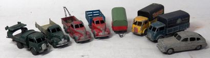 DINKY TOYS
Ford Vedette en tôle peinte en...