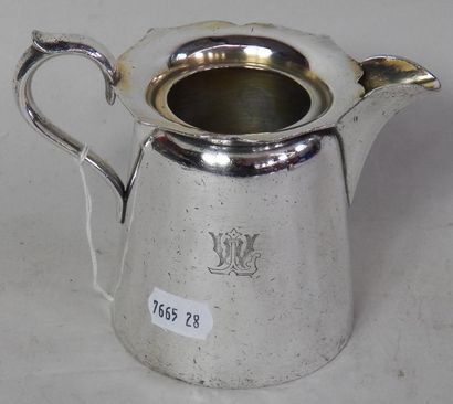 Pot à lait en métal argenté anse unie à col...