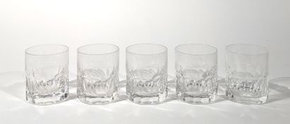 SAINT-LOUIS
Réunion de 5 verres à whisky...