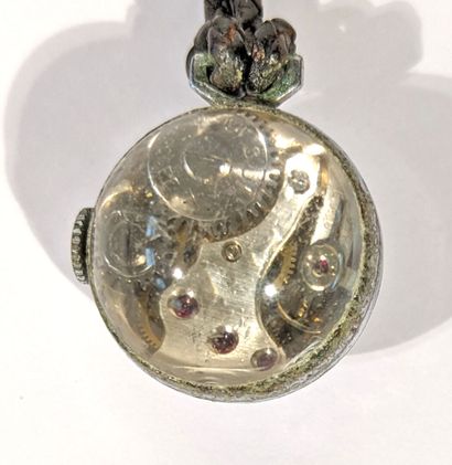 SUIZEX
Montre broche dite 