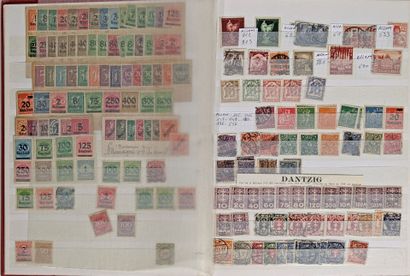 Ensemble de timbres du monde dont par la...