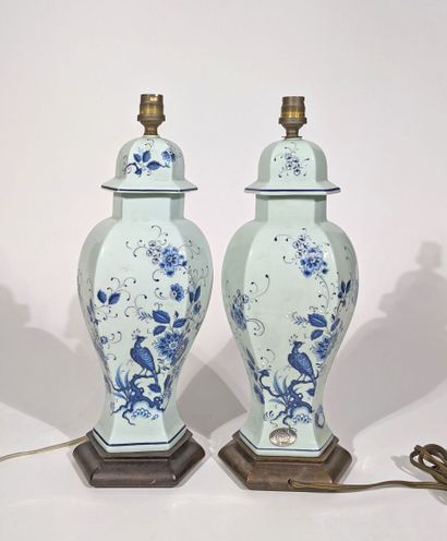 PORCELAINE D'ART DE RODEZ
Paire de pots à...