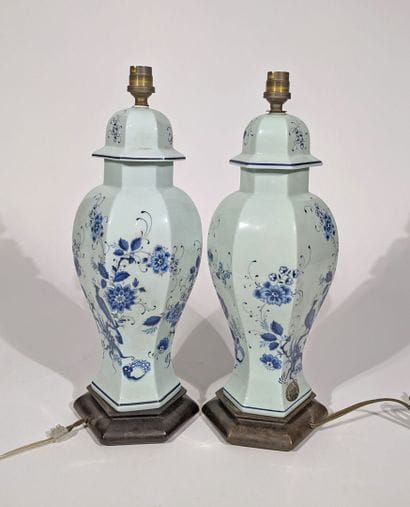 PORCELAINE D'ART DE RODEZ
Paire de pots à...