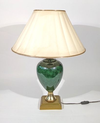 Robert DE SCHUYTENER (XXe)
Lampe en métal...