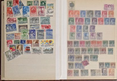 Ensemble de timbres du monde dont par la...
