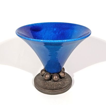 SEVRES - Manufacture nouvelle de faïence
Coupe...