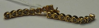Paire de pendants d'oreilles composés d'une...