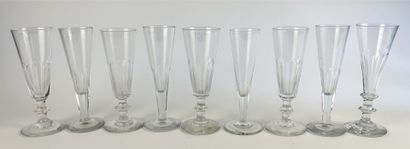 LOT en cristal comprenant 2 flacons huile/vinaigre,...