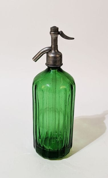 SIPHON à eau de Seltz en verre vert à panse...
