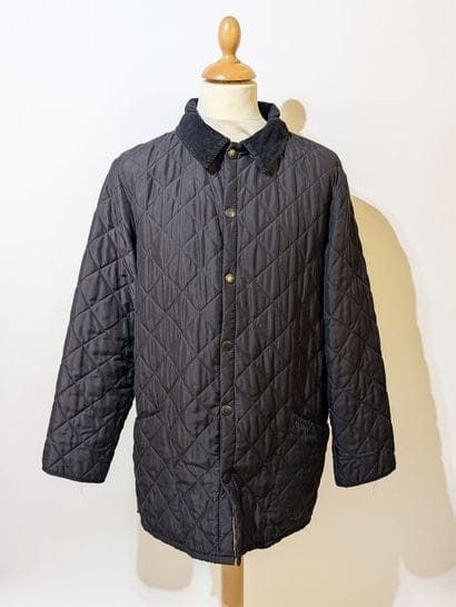 BARBOUR
Veste de femme matelassé bleu marine,...