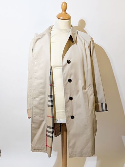 BURBERRY
Trench paletot en gabardine de coton...