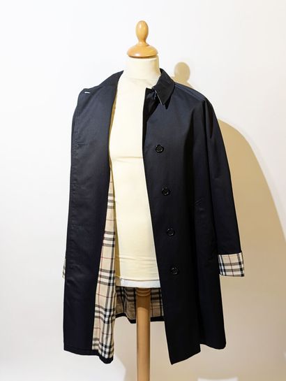 BURBERRY
Trench paletot en gabardine de coton...