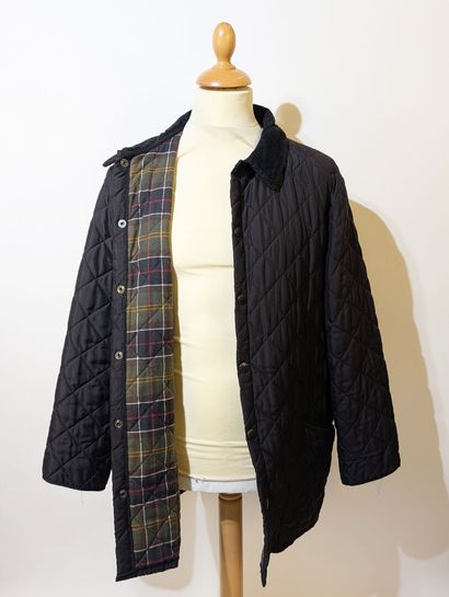 BARBOUR
Veste de femme matelassé bleu marine,...