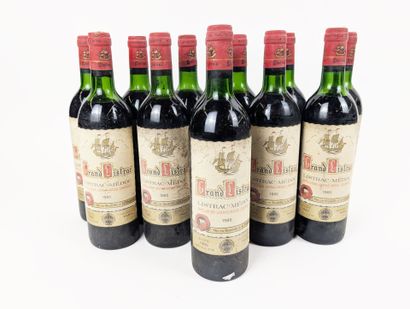 12 Bouteilles de GRAND LISTRAC Listrac-Médoc...