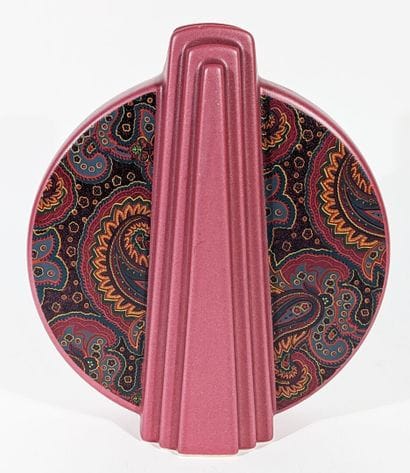VASE rond en céramique émaillée, la forme...