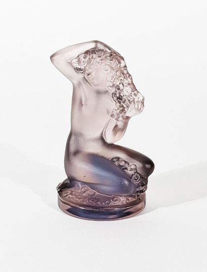 LALIQUE FRANCE
Sujet en cristal moulé pressé...