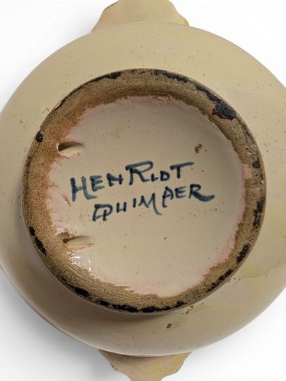 HENRIOT - Quimper
Écuelle à oreilles en faïence...