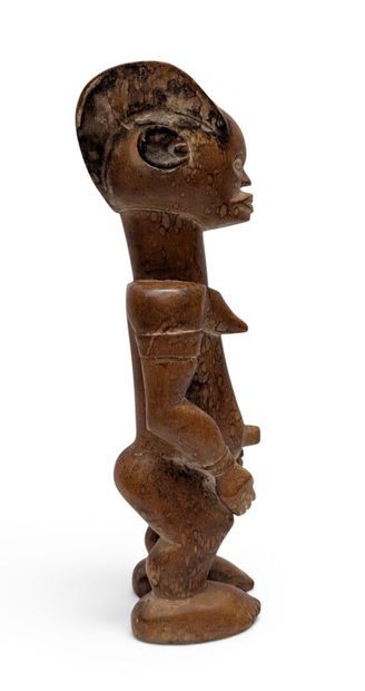 GABON - Fang 
Sculpture féminine en bois...