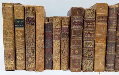 Ensemble d'une quarantaine d'ouvrages anciens...